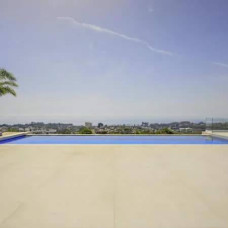 Breathtaking In Estepona, Close To Selwo