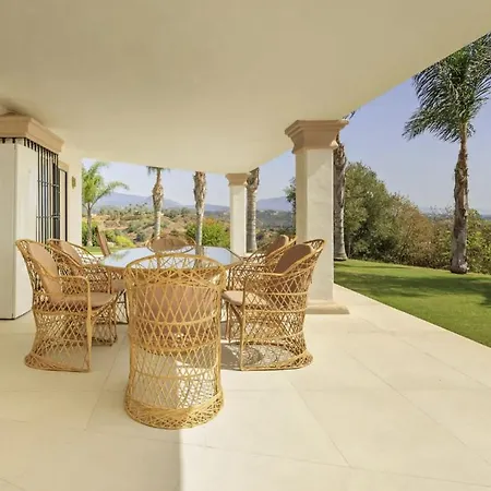 Breathtaking In Estepona, Close To Selwo Estepona